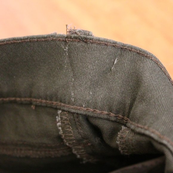 DKNY Green Skinny Jeans with Black Panels - Picture 8 of 11